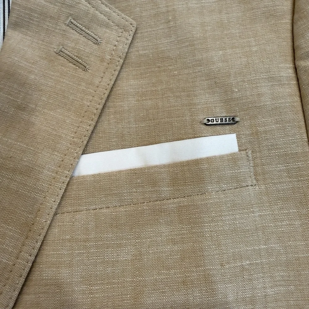 GUESS Tan Cotton Blazer Sport Coat Mens L Two Button Modern Lightweight Jacket